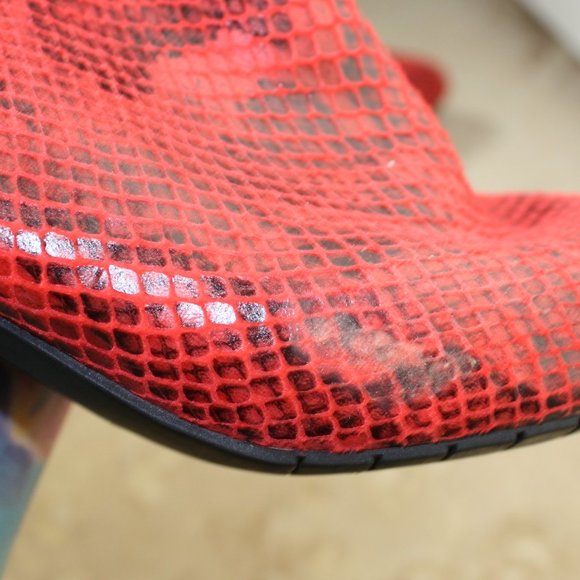 Reaction Kenneth Cole Kick Bit Women's Red Boots Size 8 - Picture 6 of 8